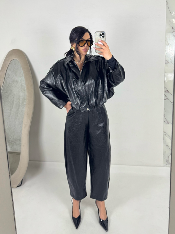 Giubbotto in eco pelle “Carattere”