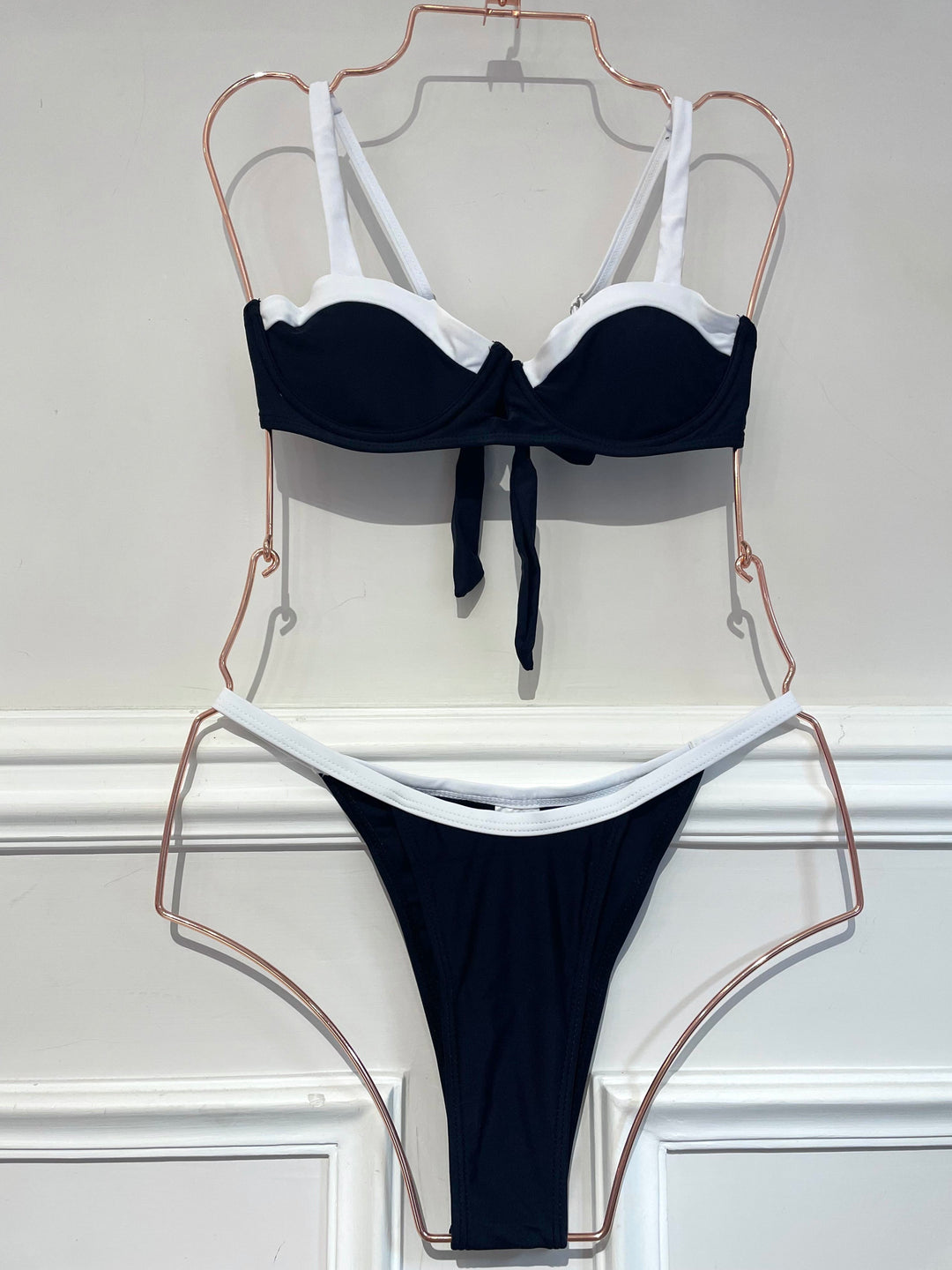 Costume a due pezzi “Astrid”