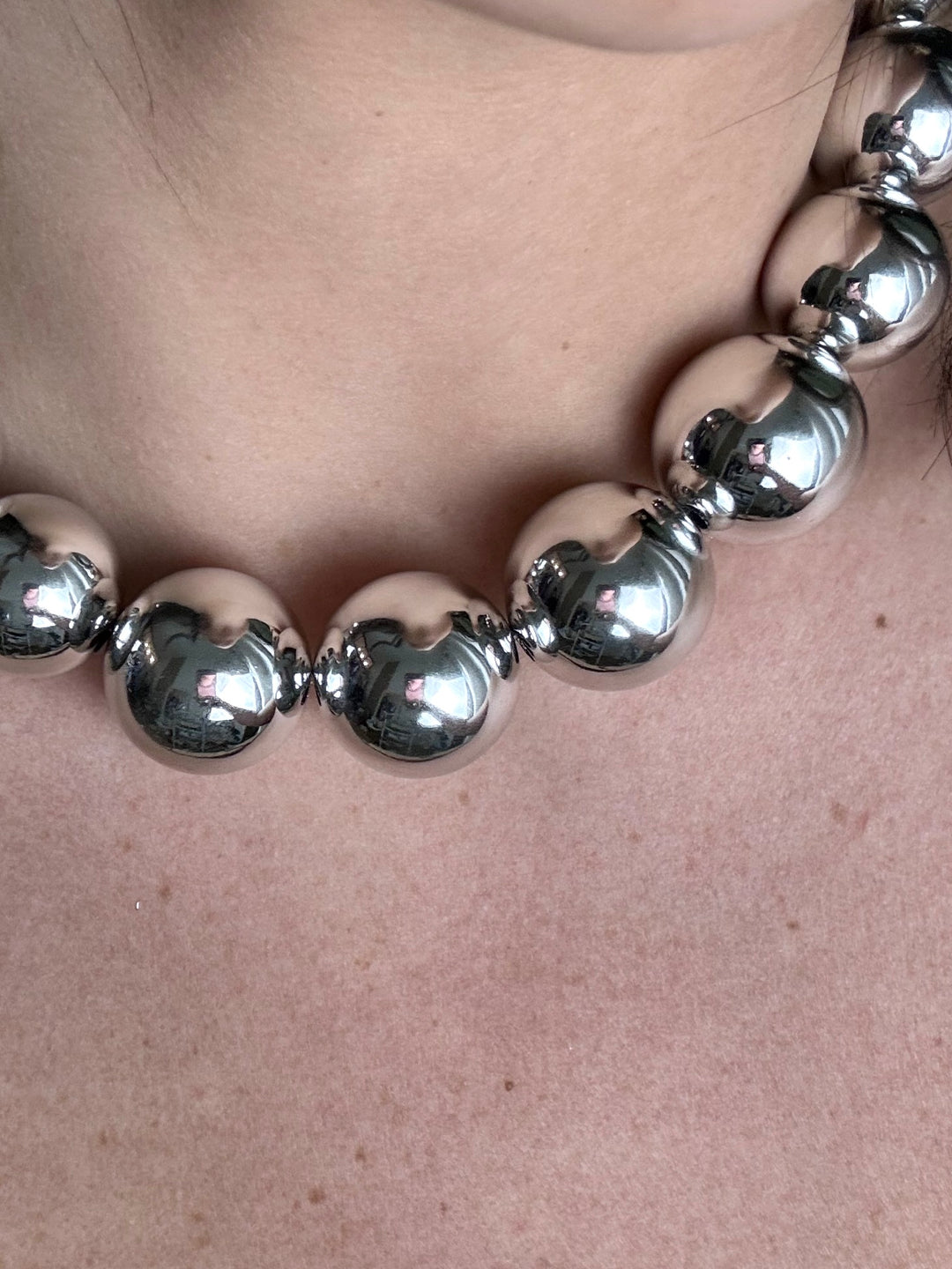 Collana con perle specchiate “Aisha”