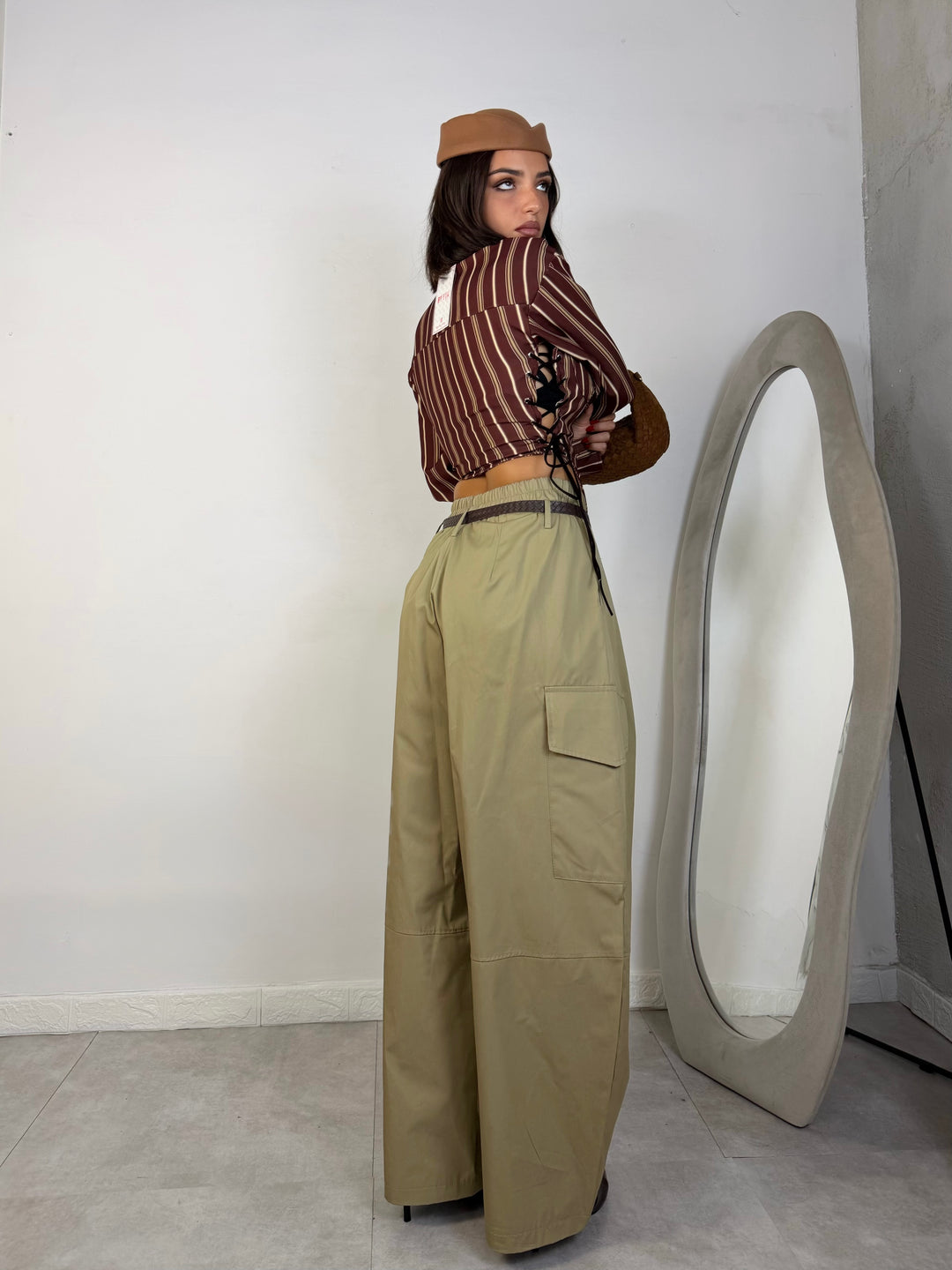 Pantaloni con cintura “Paris”