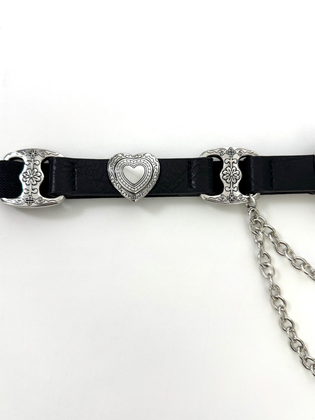 Cintura elastica con pendente e catene
