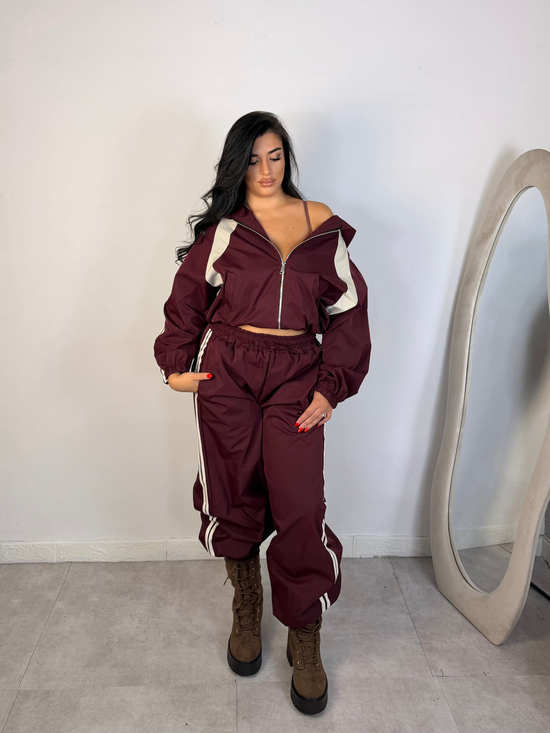 Coordinato di tuta “Naike”