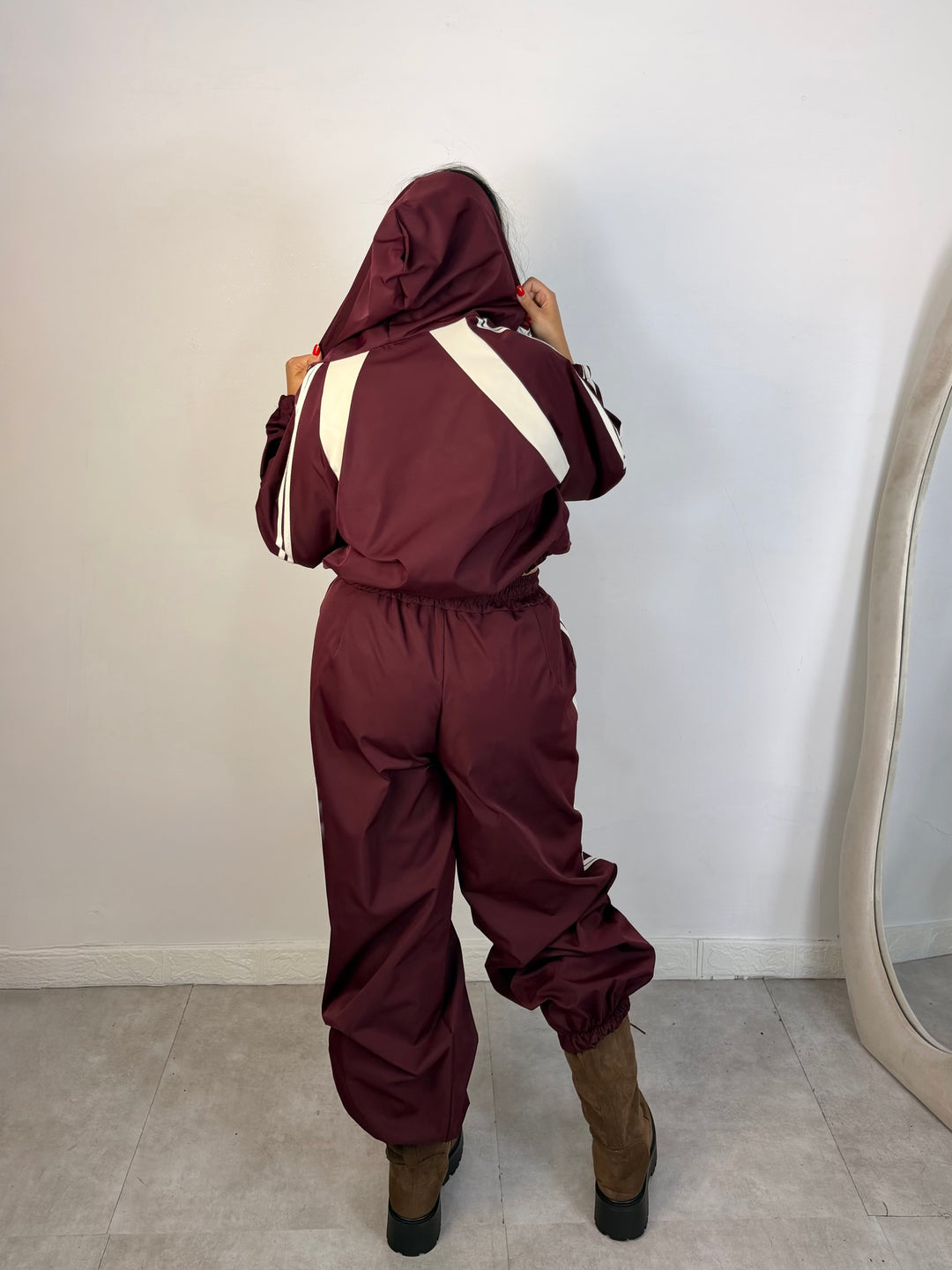 Coordinato di tuta “Naike”