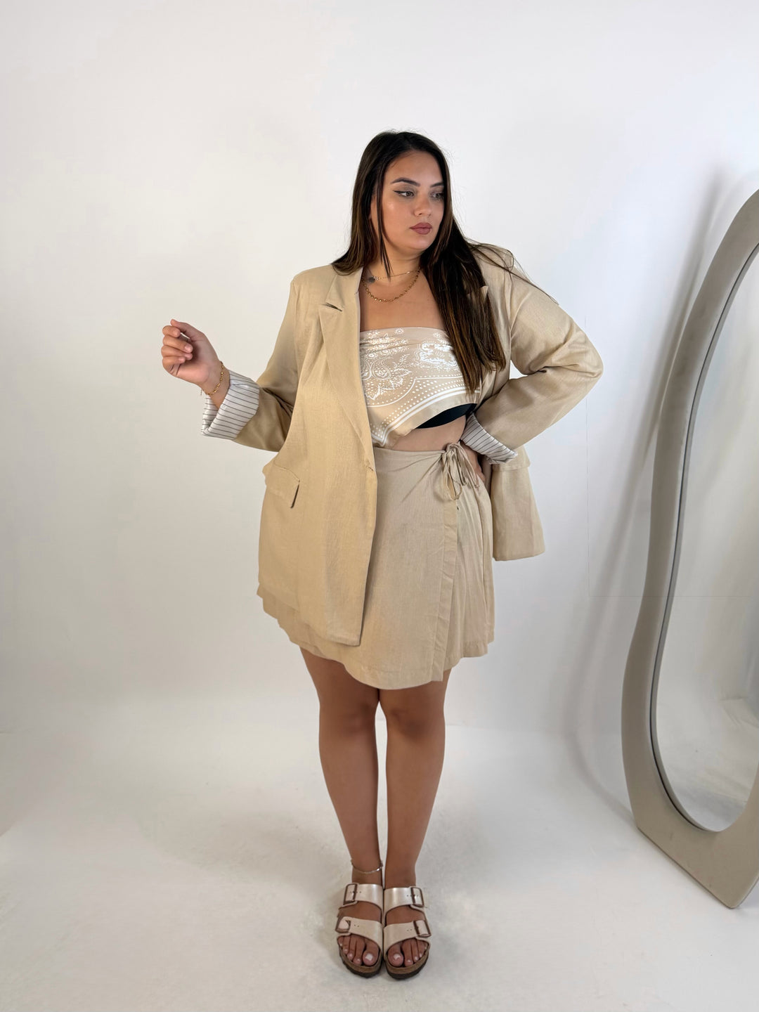 Tailleur in lino “Brianna”