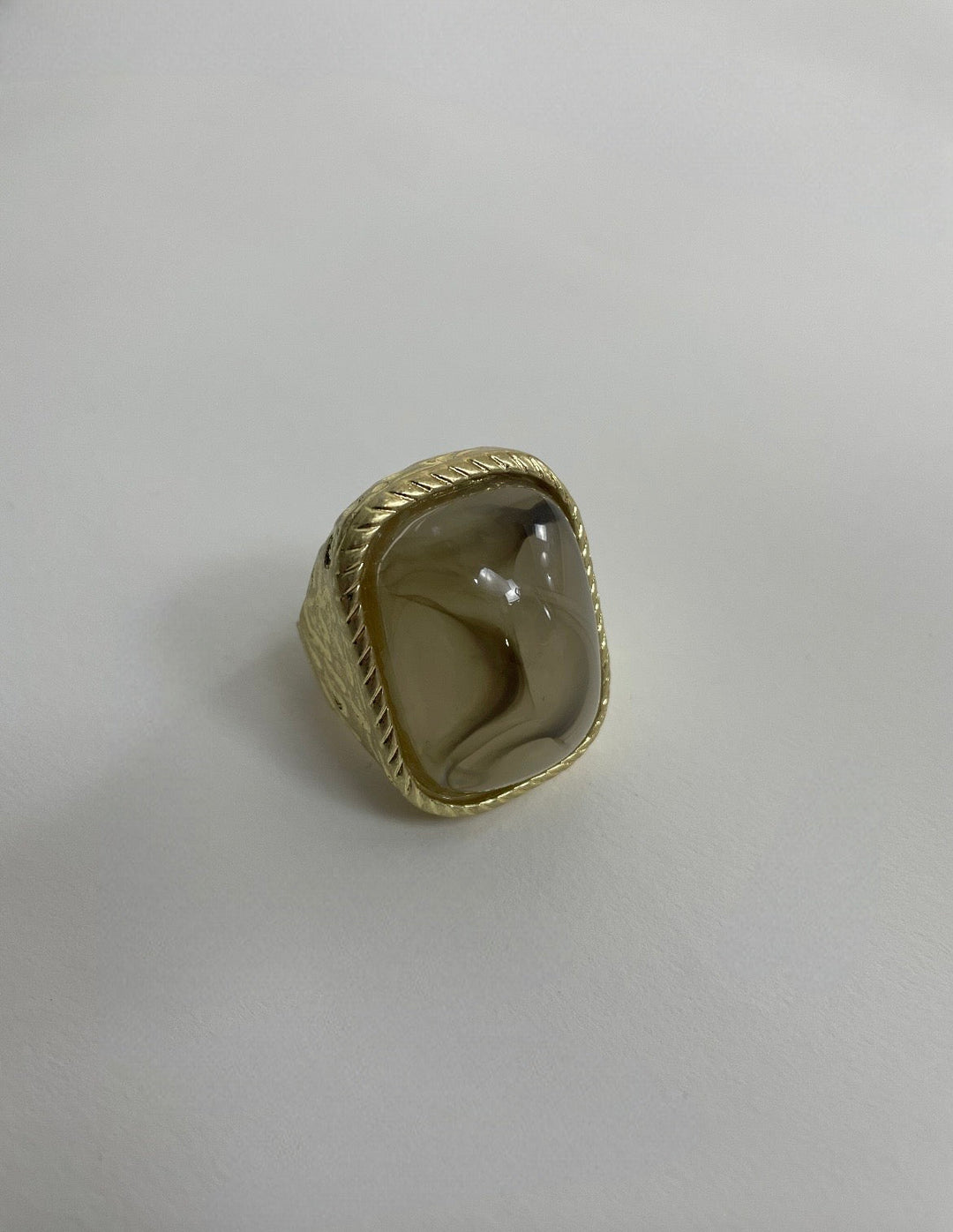 Anello grande con pietra “Giselle”