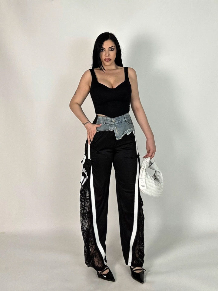 Pantaloni jogger con pizzo “Naike”