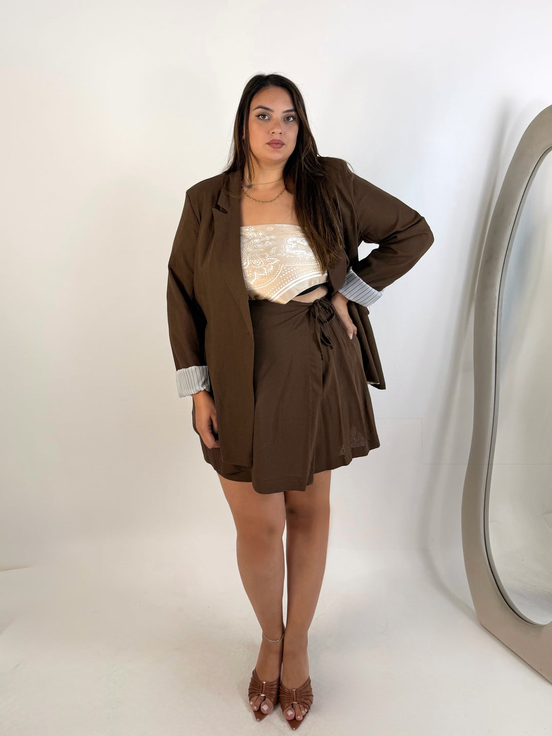 Tailleur in lino “Brianna”