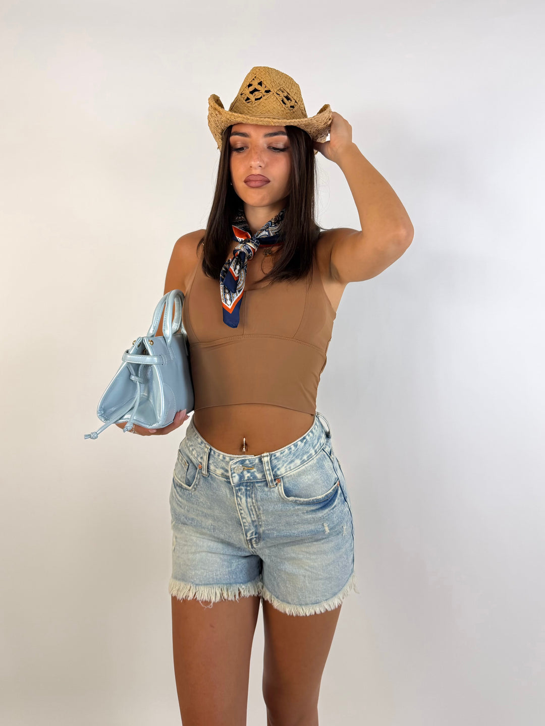 Crop top modellante con coppe