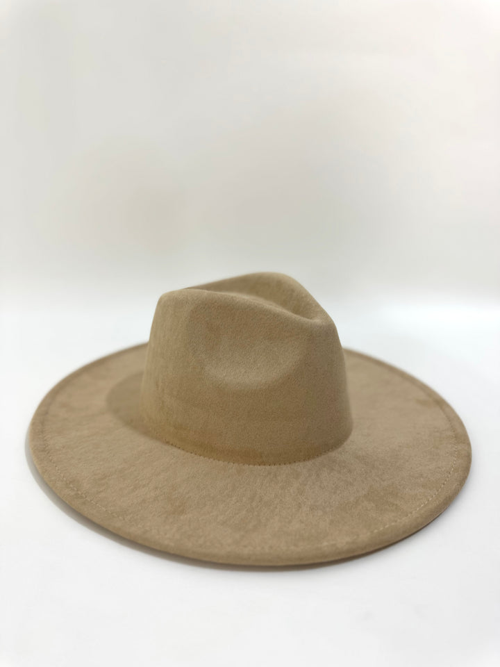 Cappello scamosciato “Sahara”