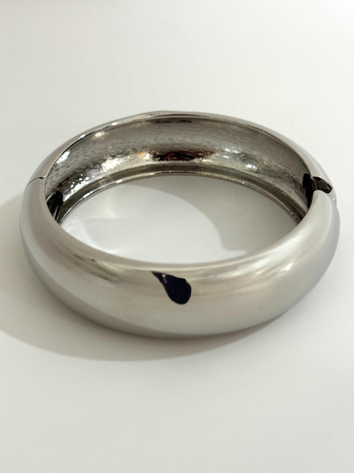 Bracciale rigido specchiato