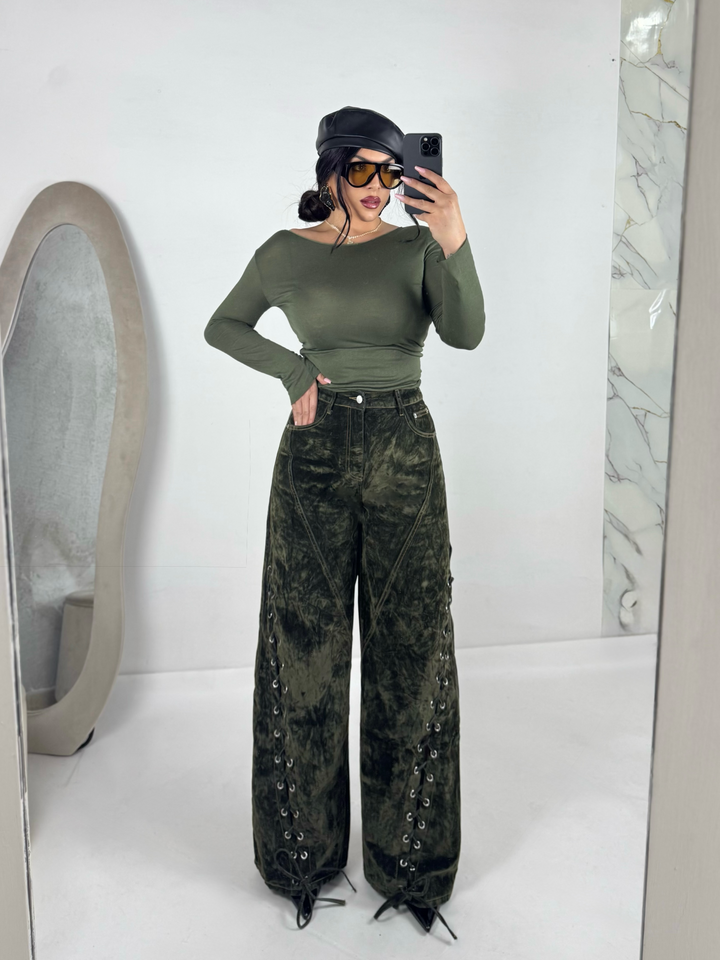 Jeans wide leg in velluto con lacci “Kimberly”