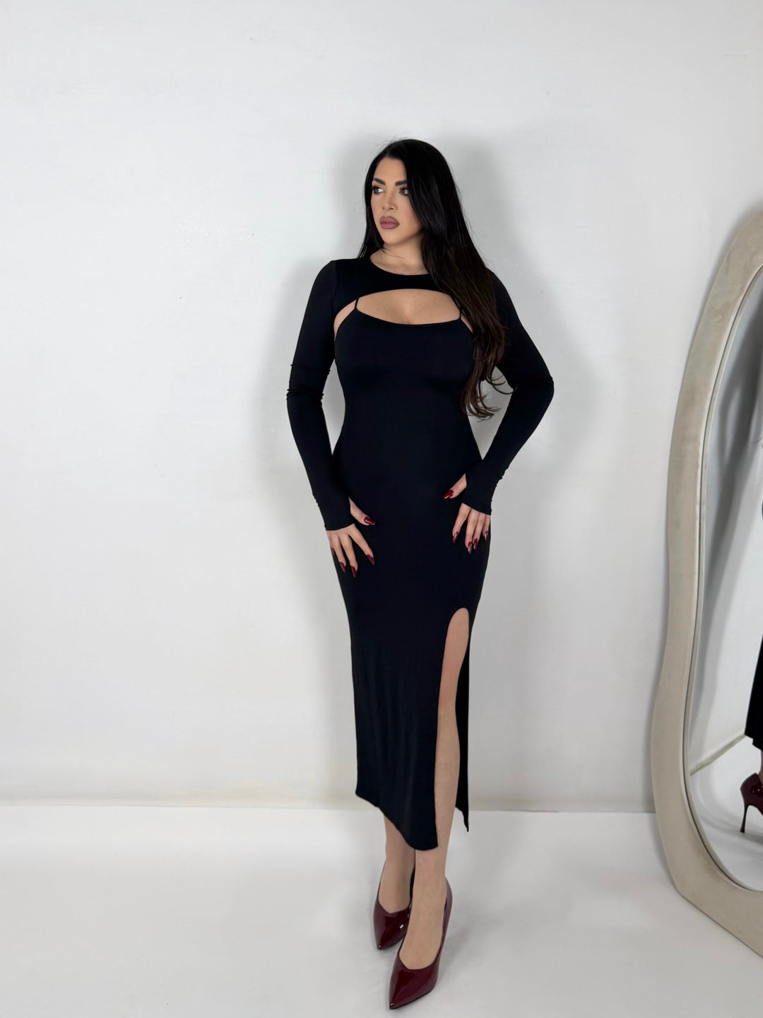 Abito con coprispalle “Hypnotic”