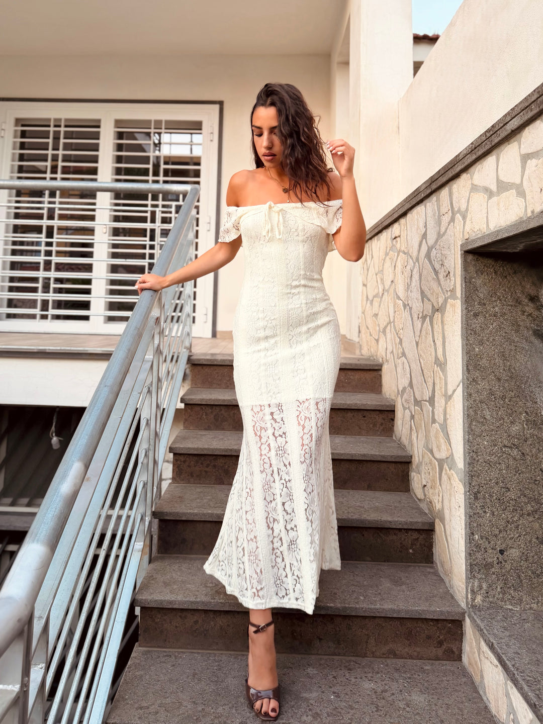 Abito in pizzo “Capri”