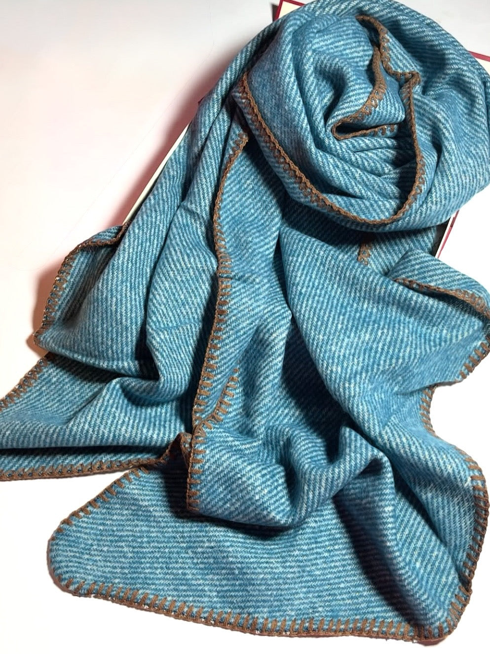 Sciarpone in lana “Vittoria”