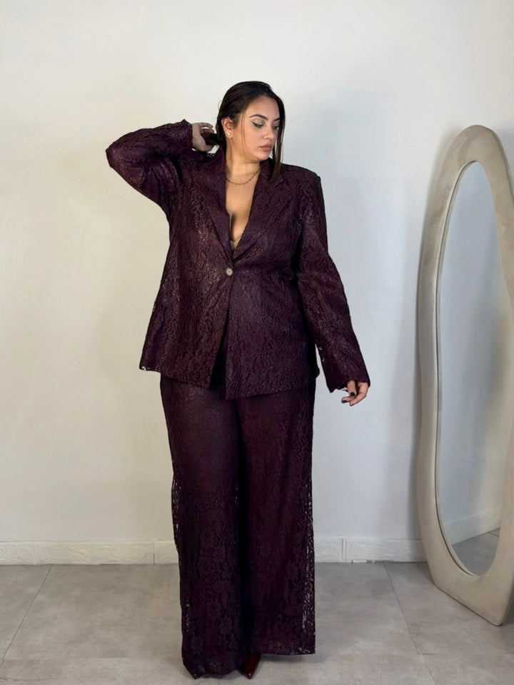 Tailleur in pizzo “Couture”