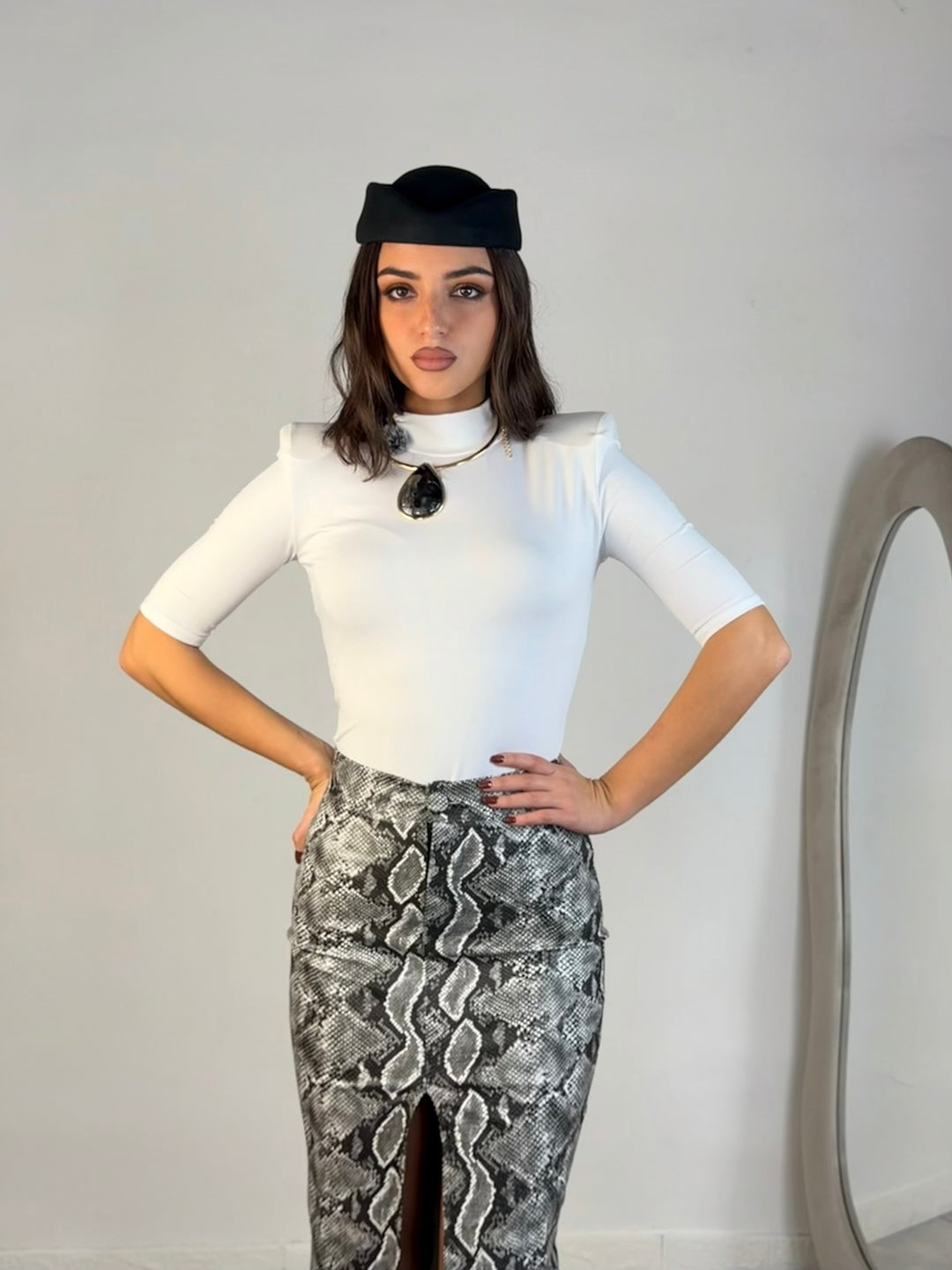 Maglia con spalline “Virginia”