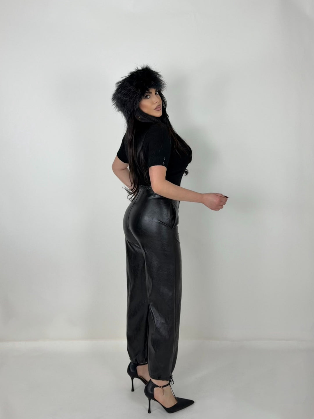 Pantaloni in eco pelle “Emily”