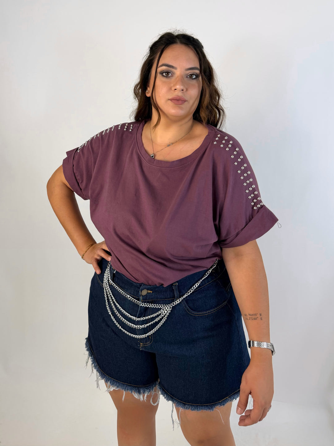T shirt con borchie  “Dalila”