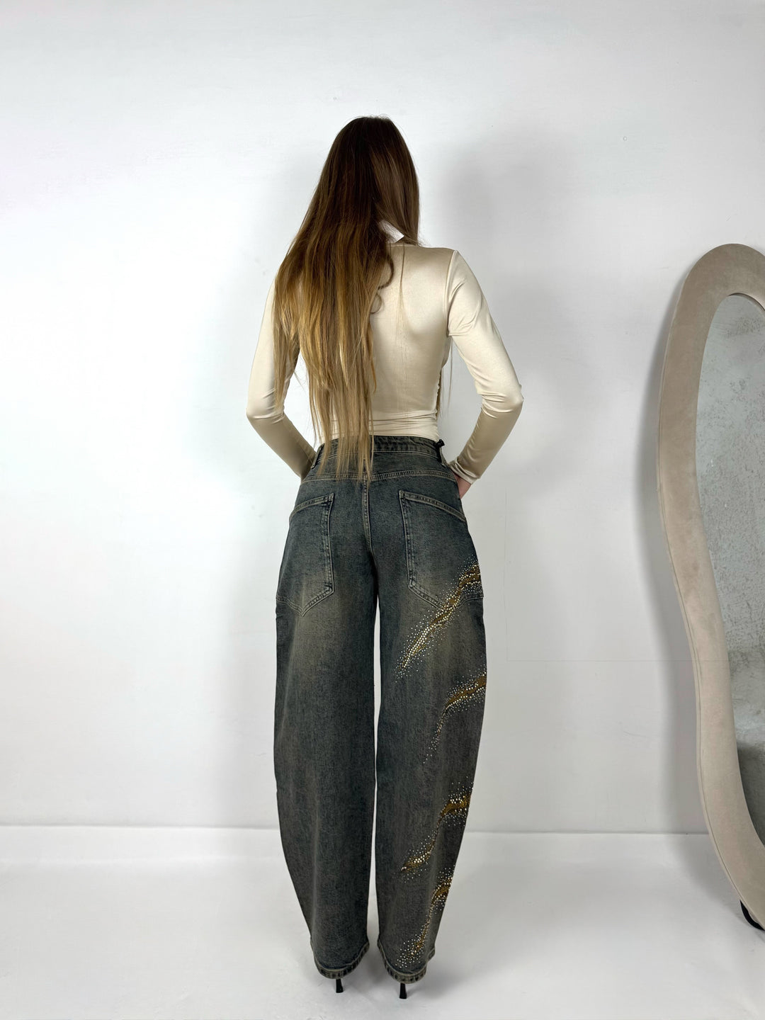 Jeans balloon con strass “Just”