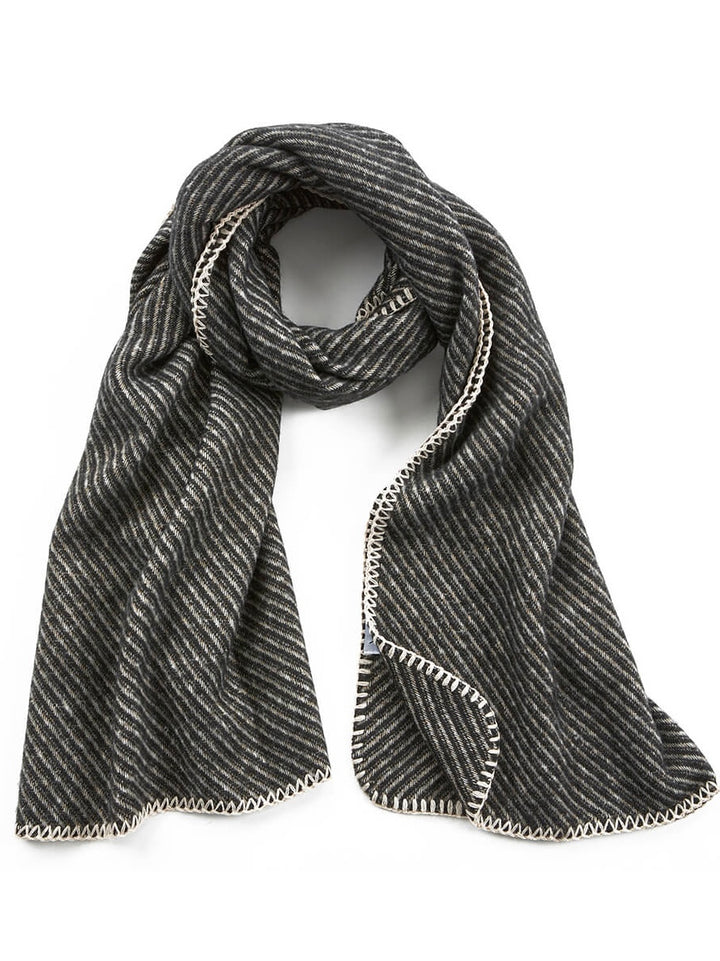 Sciarpone in lana “Vittoria”