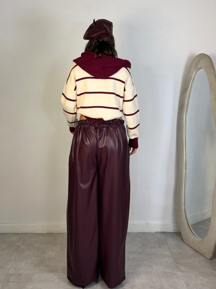 Pantaloni in eco pelle “Jolie”