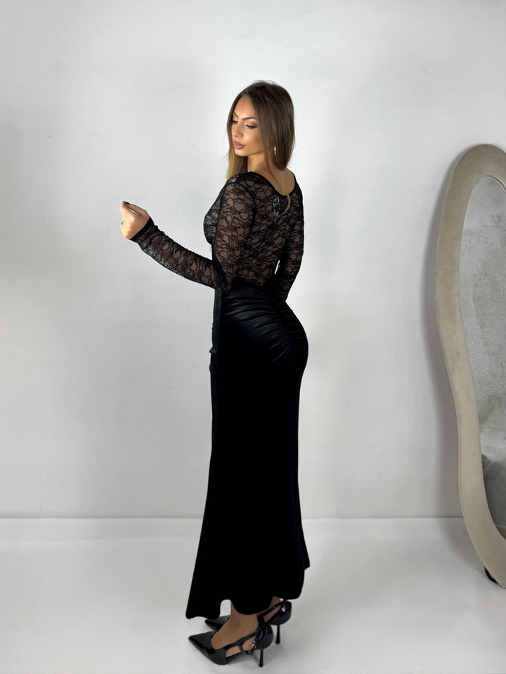 Abito in pizzo e velluto “Meraviglia”