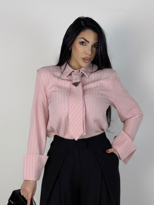 Camicia gessata con cravatta “Paris”