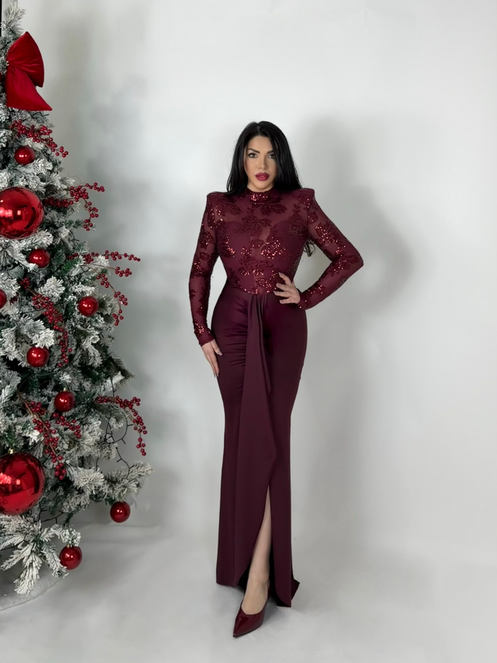 Abito lungo con paillettes “Couture”