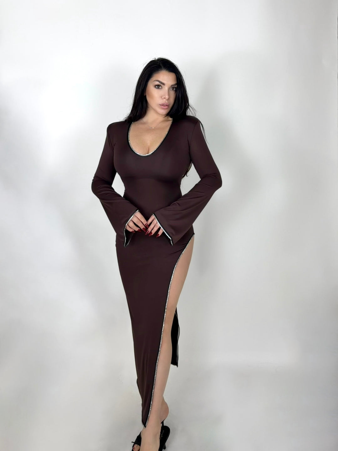 Abito con spacco manica ampia “Venus”