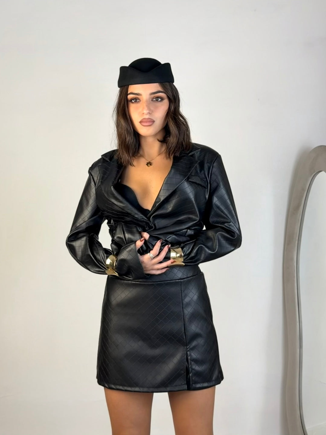 Tailleur con gonna in eco pelle “Bottega”