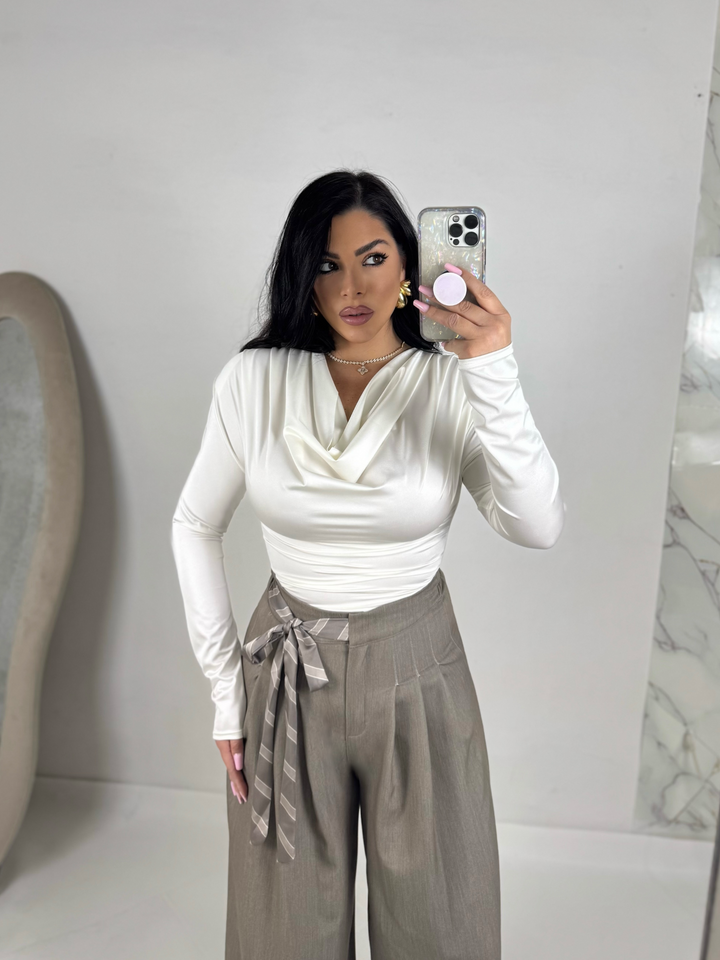 Body con spalline imbottite “Daphne”