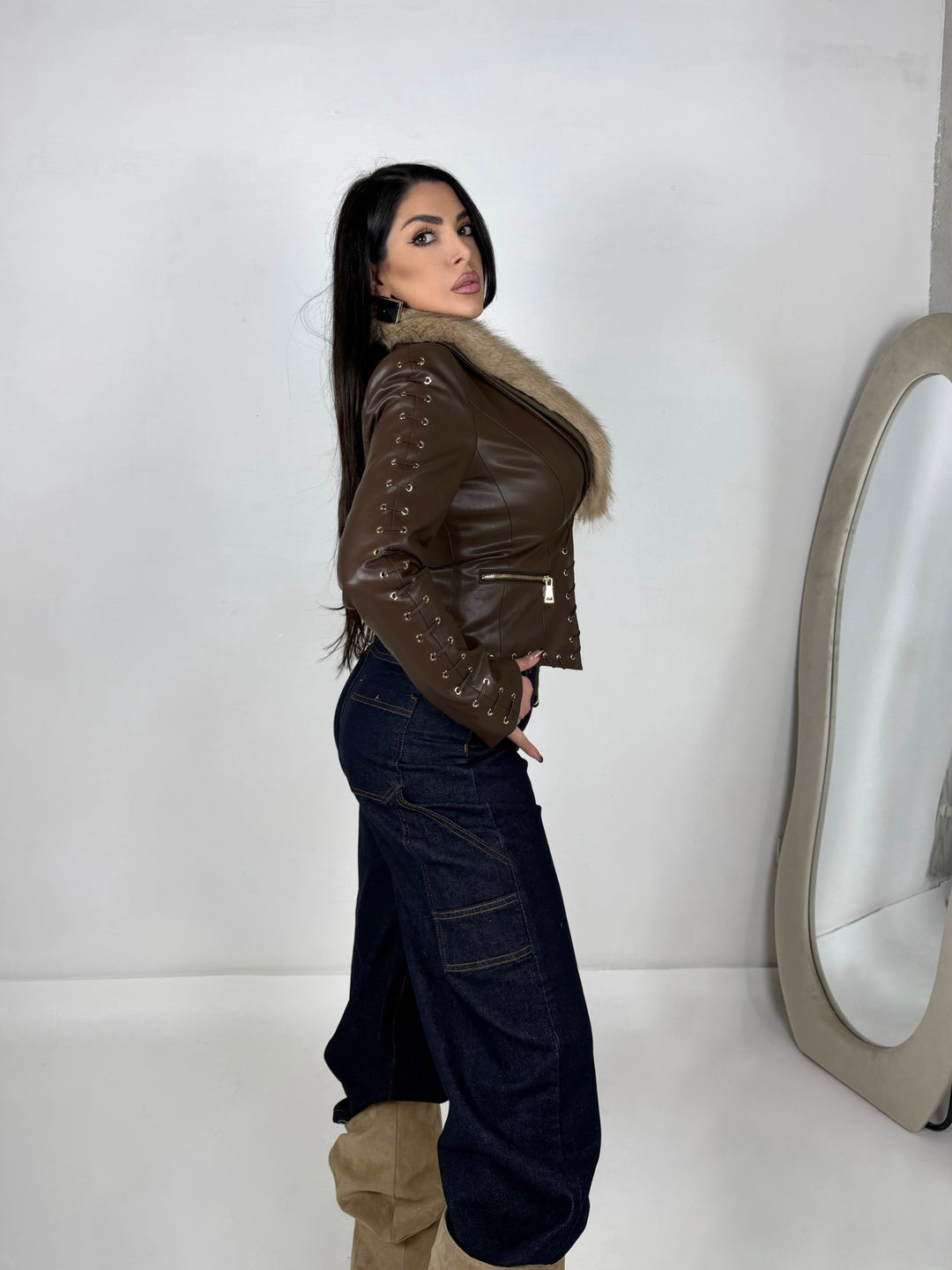 Giubbotto in eco pelle imbottito e collo removibile “Alexia”