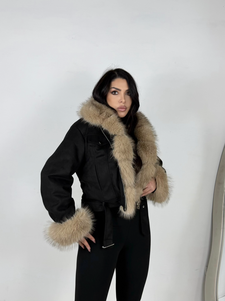 Montone scamosciato con pelliccia interna collo e polsi rimovibili in eco pelliccia “Diva”