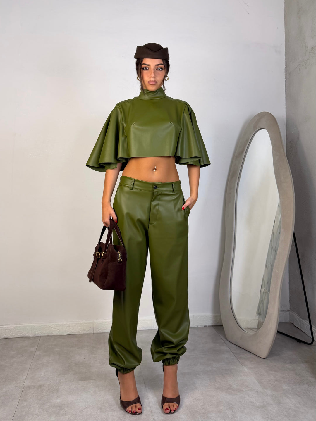 Coordinato in eco pelle JustWest “Soho”