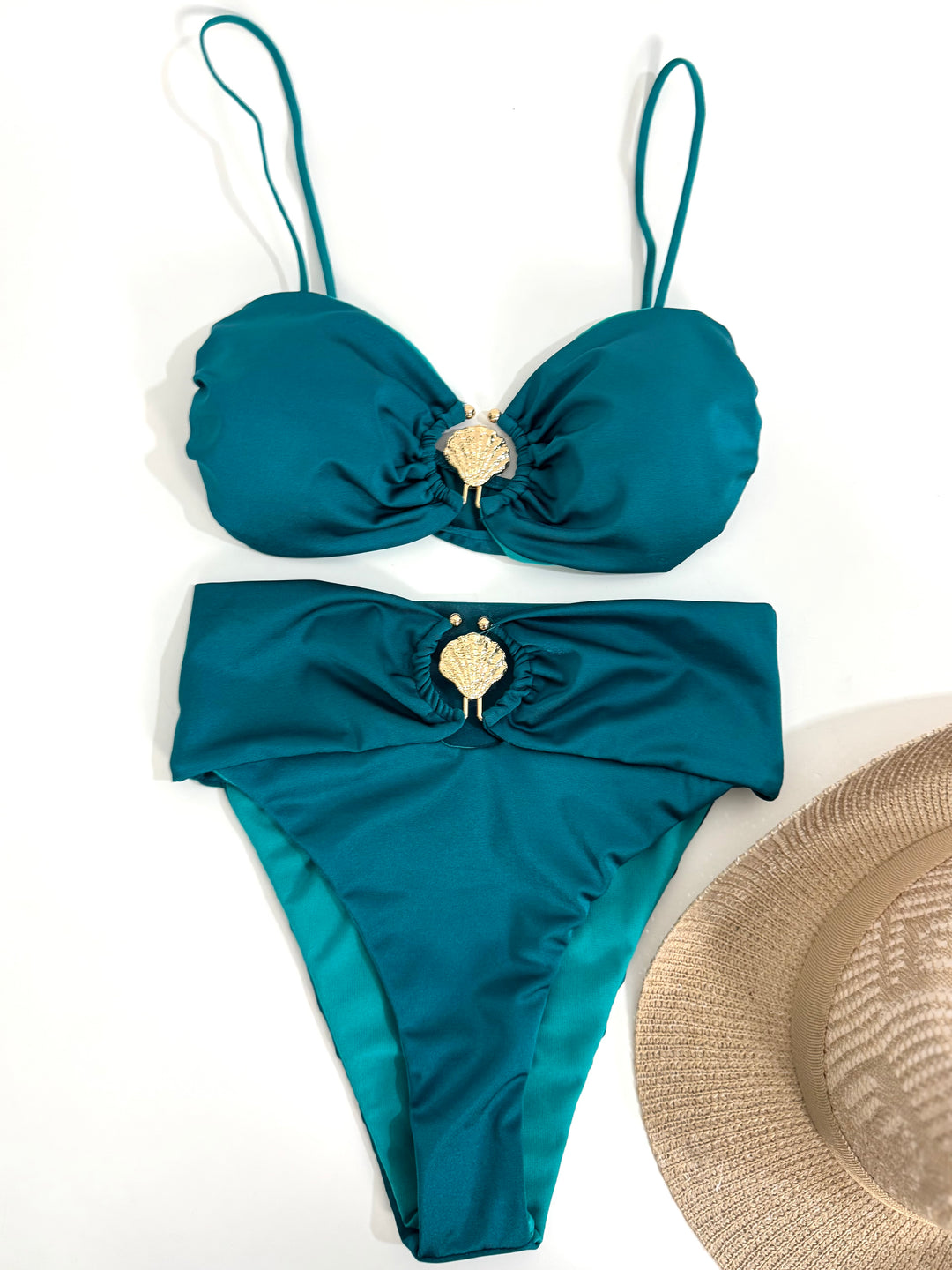 Costume a due pezzi vita alta “Conchiglia”