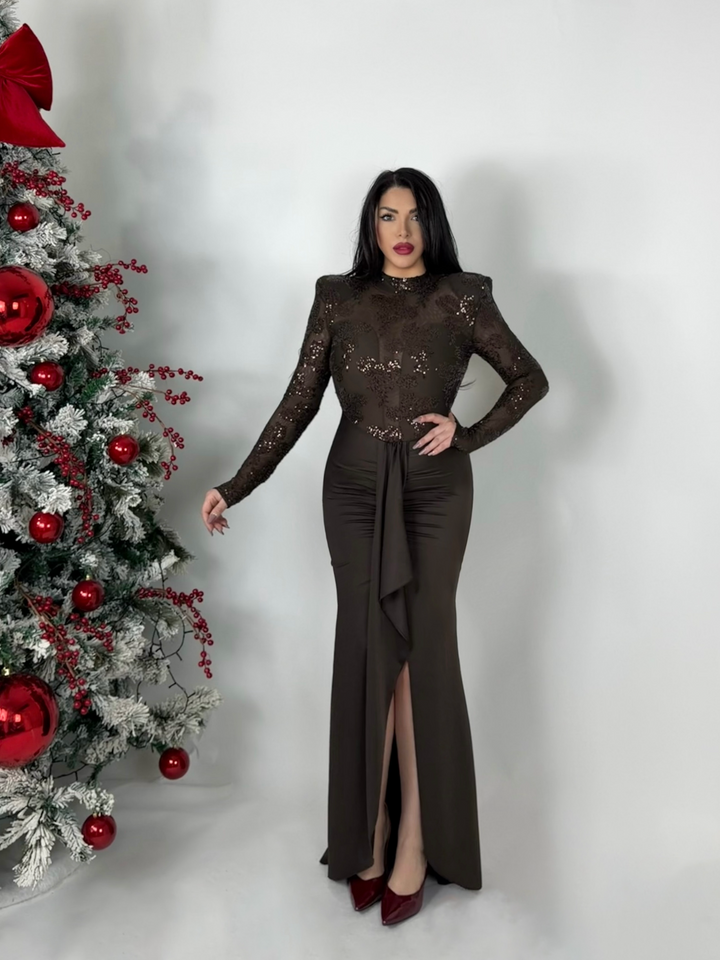 Abito lungo con paillettes “Couture”