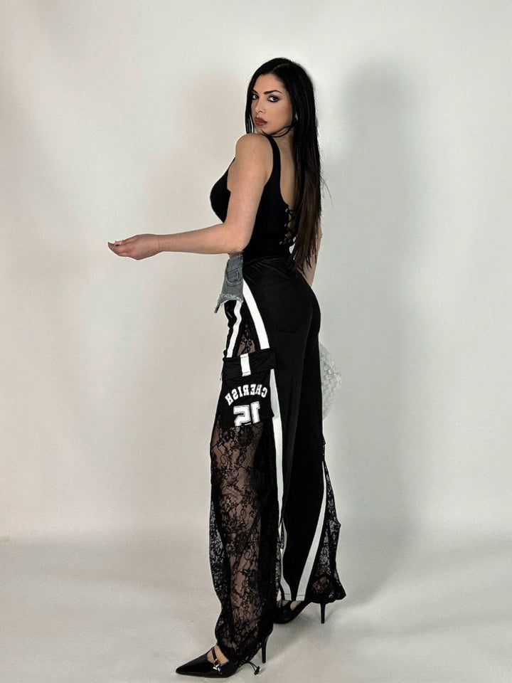 Pantaloni jogger con pizzo “Naike”