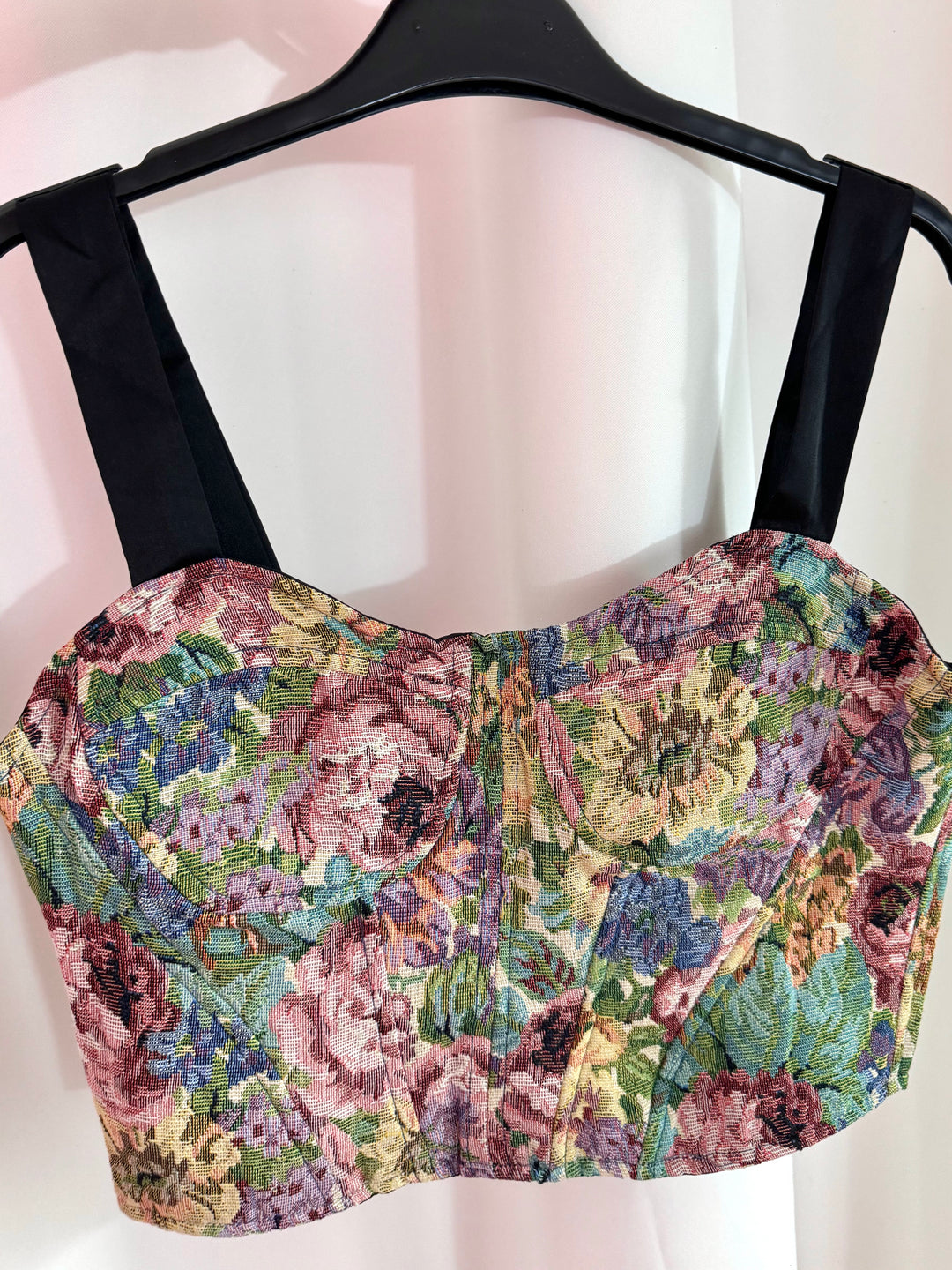 Crop top estampado “flores”