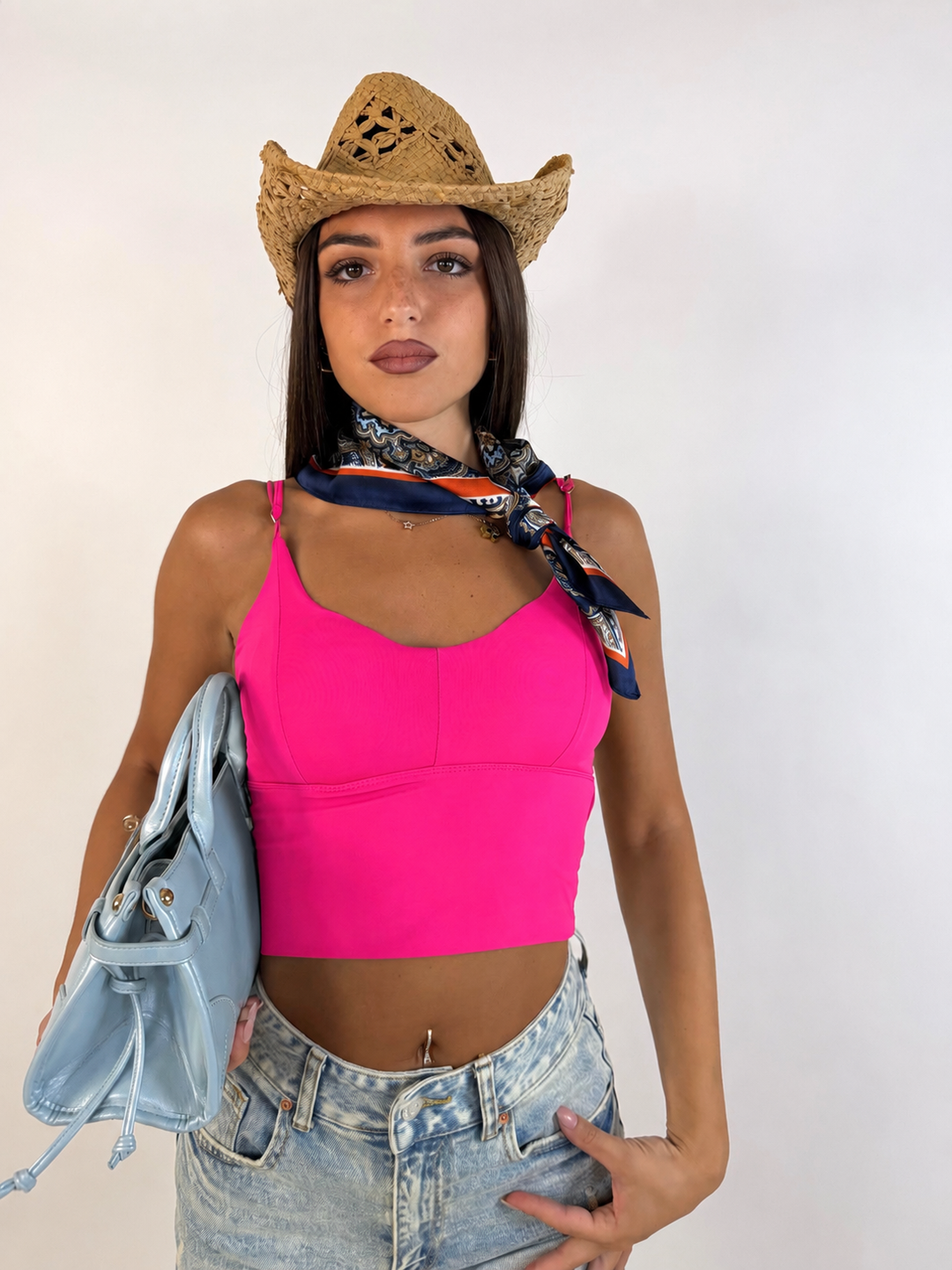 Crop top modellante con coppe