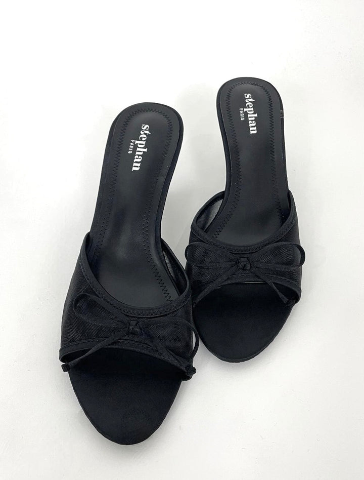 Sandalo mule con tacco a rocchetto “Fiocco”