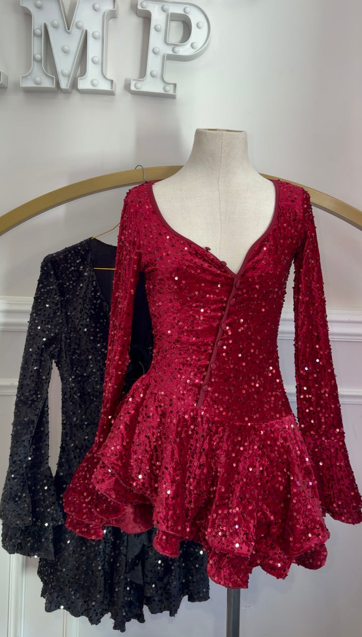 Abito con pantaloncini velluto e paillettes “Dolly”