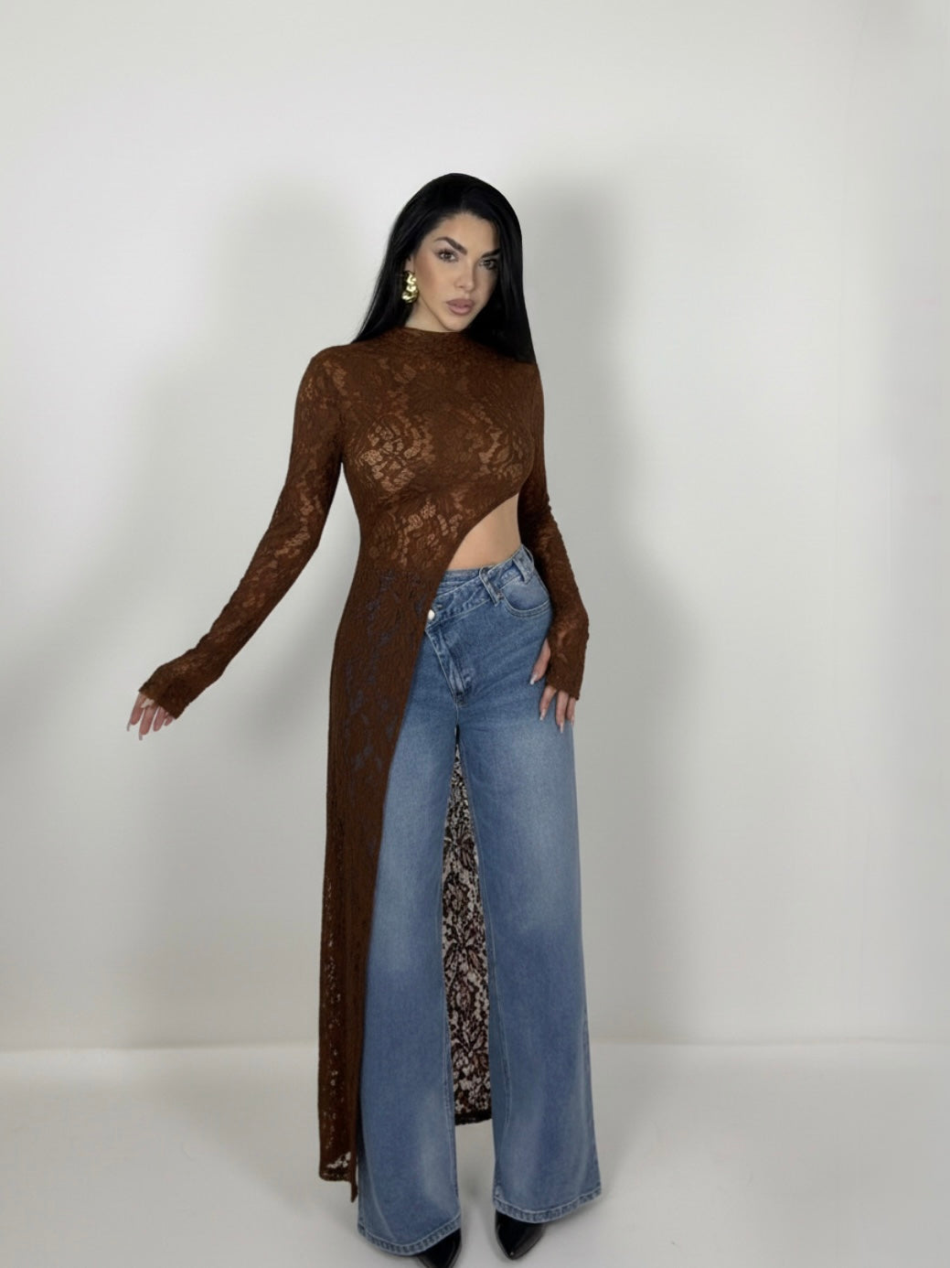 Maglia in pizzo asimmetrica “Opium”