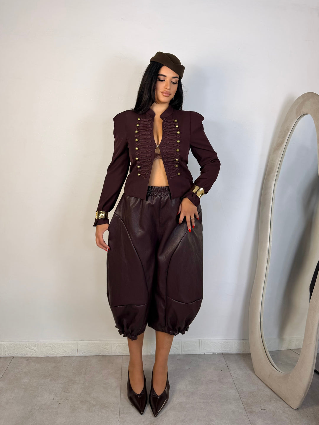 Pantaloni bermuda balloon in eco pelle “Vivienne”