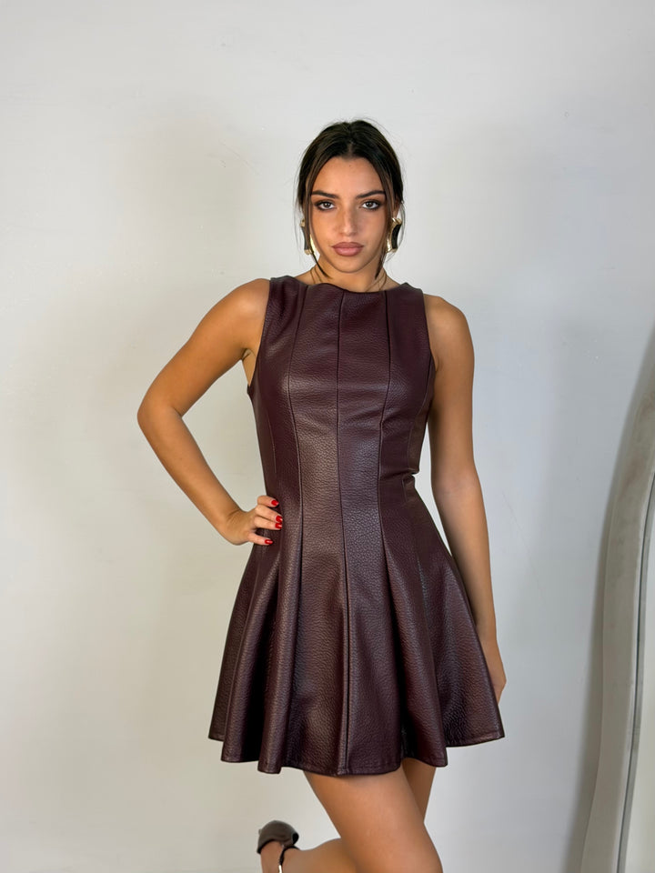 Abito in eco pelle “Mirea”