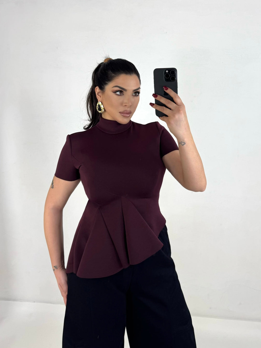 Maglia asimmetrica “Sculpted”