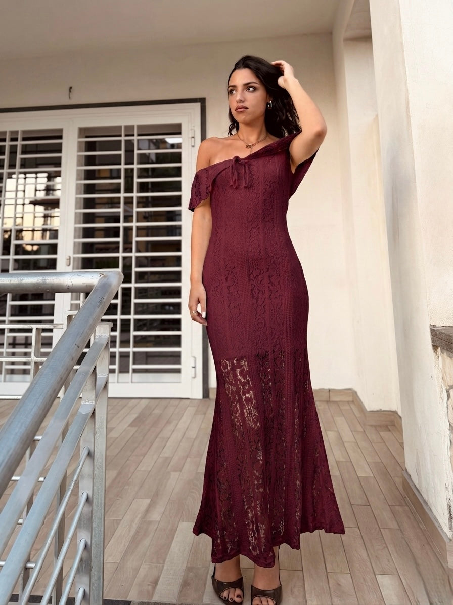 Abito in pizzo “Capri”