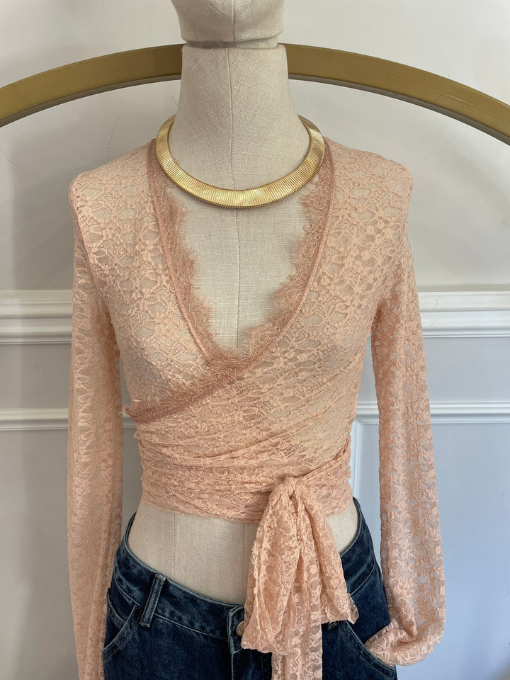 Maglia dolcevita in pizzo “Lady”