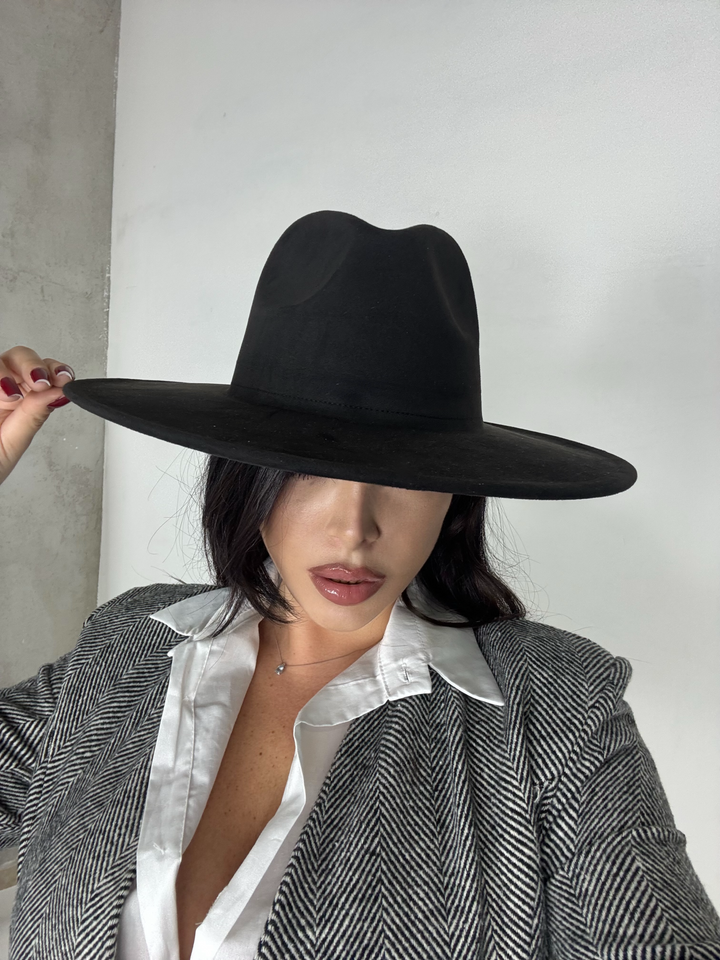Cappello scamosciato falda larga “Charme”