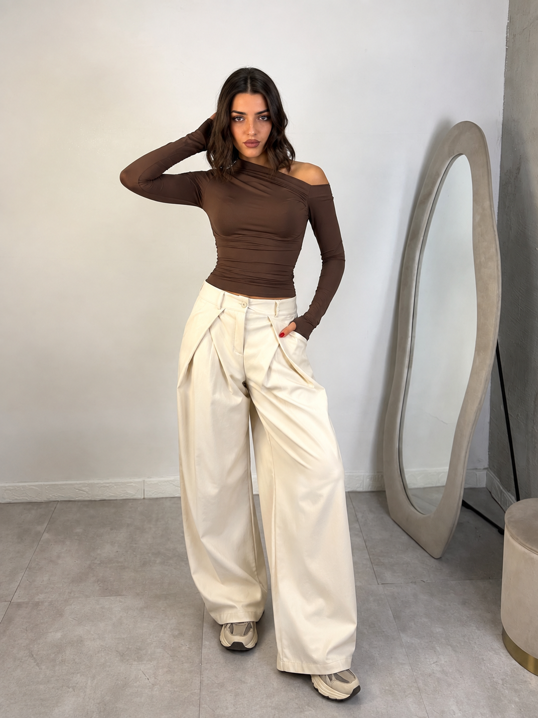 Pantaloni in eco pelle “Astra”
