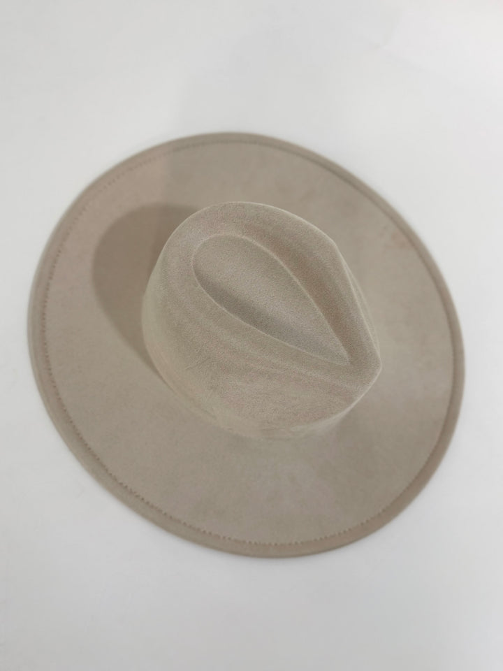 Cappello scamosciato “Sahara”